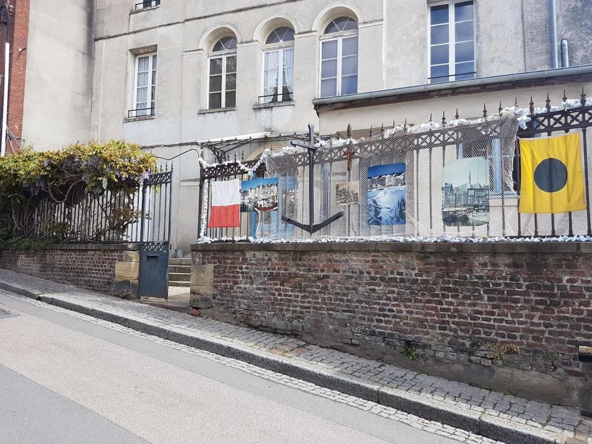 Le Rock Studio Honfleur Bagian luar foto